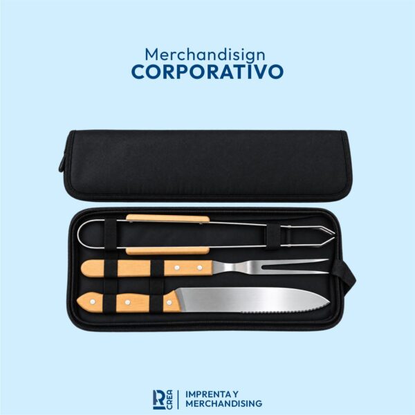 SET DE PARRILLA CON MANGO DE MADERA B